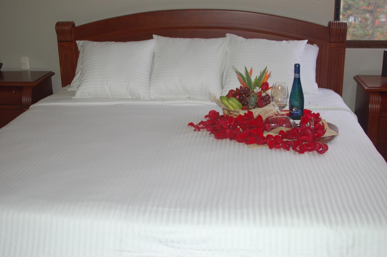 Hotel Maria Isabel Manta Room photo